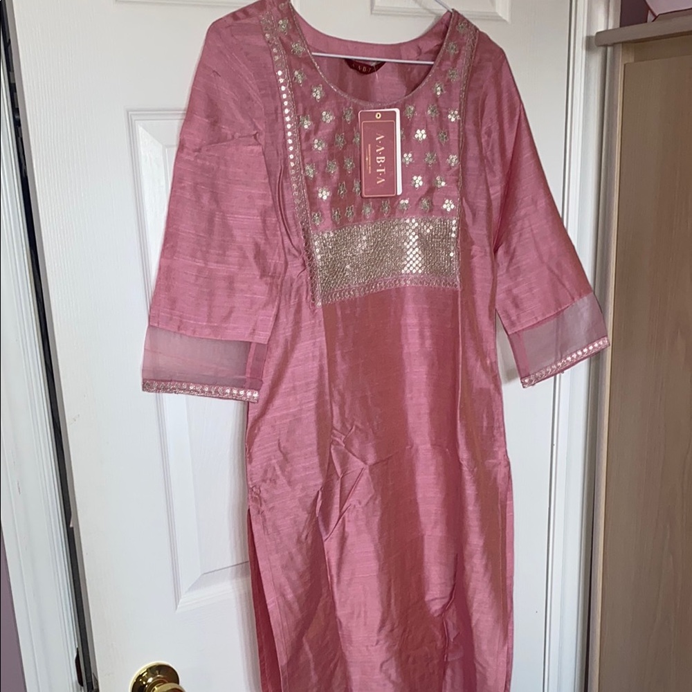 NEW WITH TAGS Pink Embellished Women's Dress